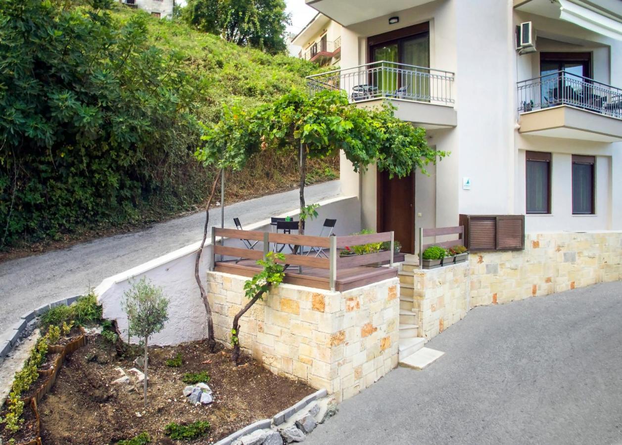 Marina'S Elegance Aparthotel กริโอปียี ภายนอก รูปภาพ