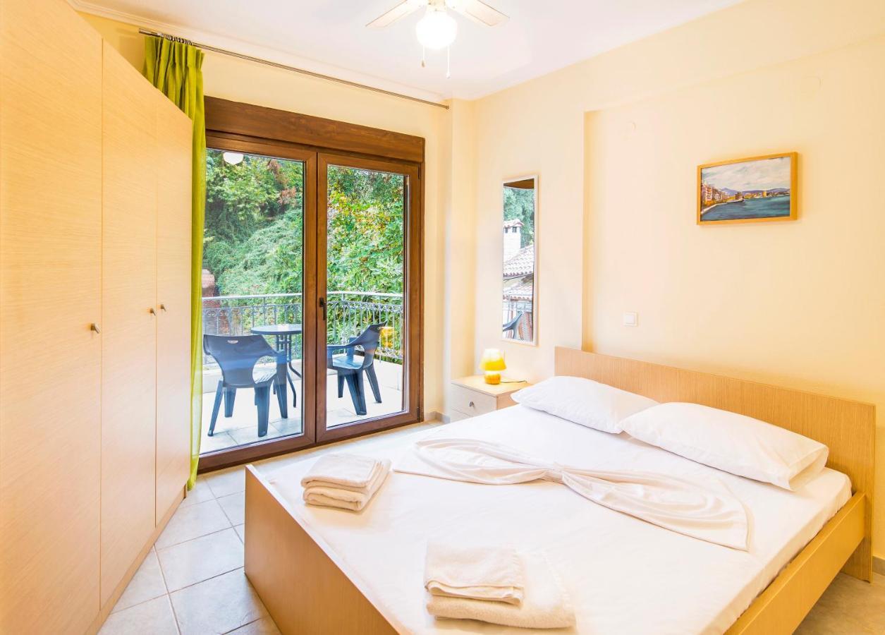 Marina'S Elegance Aparthotel กริโอปียี ภายนอก รูปภาพ